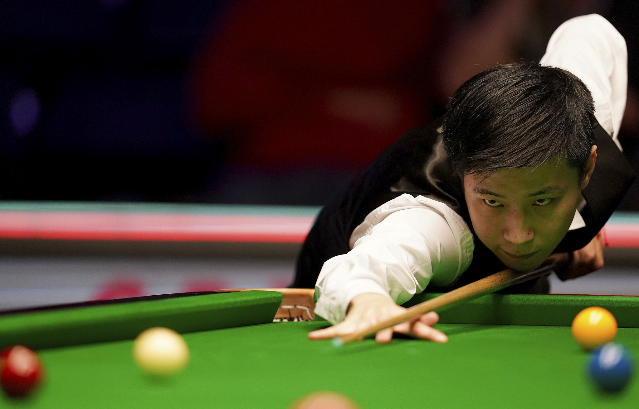 人刮目相看 人刮目相看